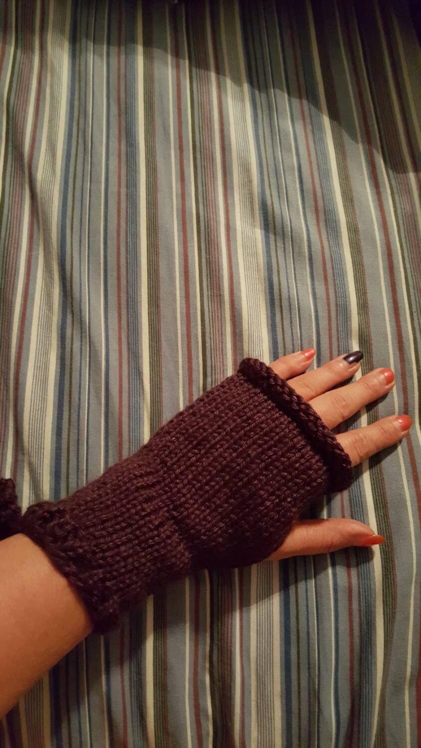 Purple fingerless winter gloves