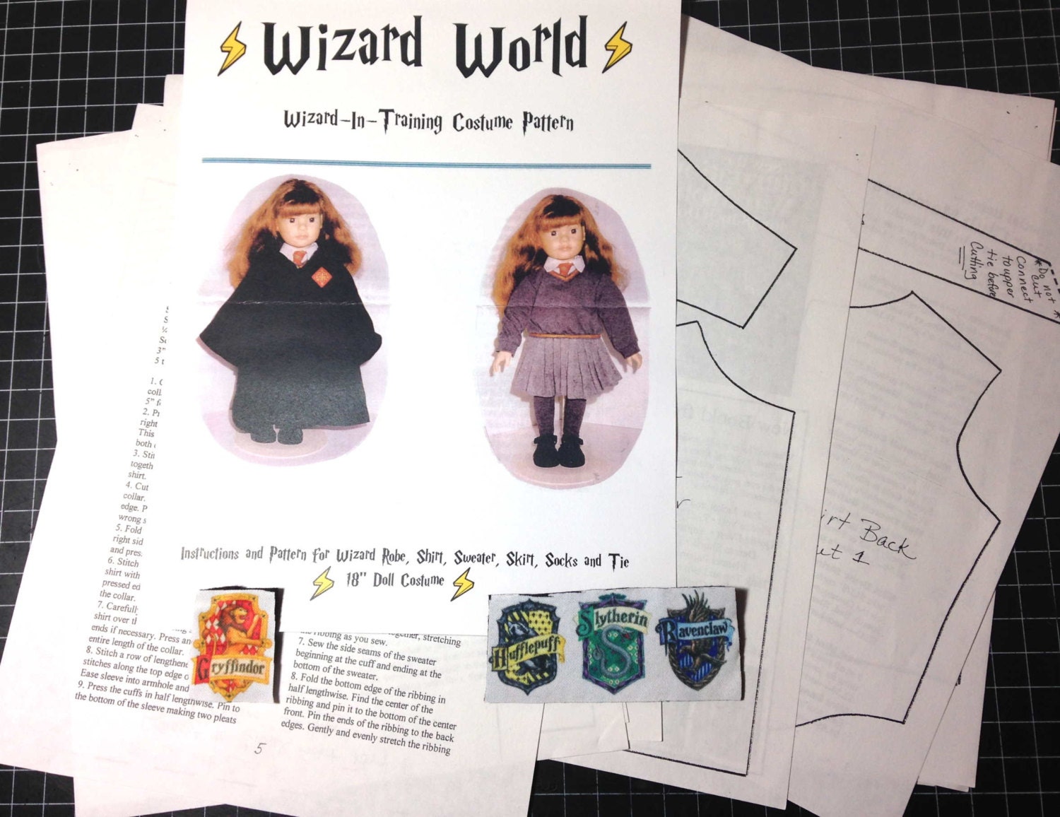 Hogwarts Robe pattern for 18 dolls like American Girl