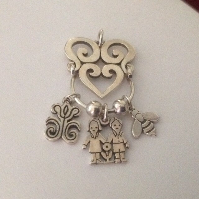 JAMES AVERY Retired Sterling Silver Scroll Heart Charm Holder