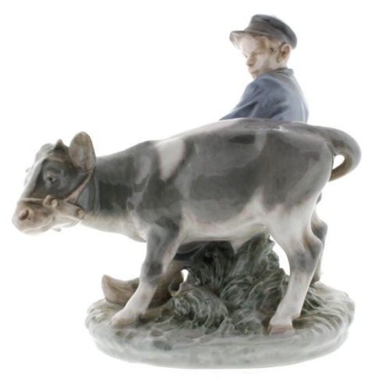 royal copenhagen cow