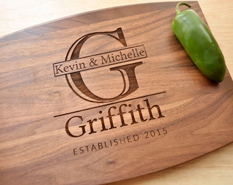 Personalized Cutting Board - Custom Cutting Board, Personalized Wedding Gift, Housewarming Gift, Anniversary Gift, Monogram, Engraved Walnut