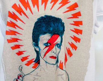 Incredible David Bowie shirt gift,David Bowie,tshirt,Tshirt ,T-shirt ,Tee,Clothing,Gift, Tee, Tees,shirt Tribute tshirt to David Bowie ,Gift