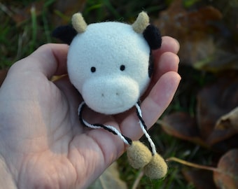 FREE SHIPPING with coupon code AUTUMN17 - Needle Felted Cow OOAK