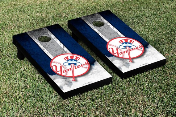 New York Yankees MLB Vintage Cornhole Set 2x4 Wood by SkipsGarage