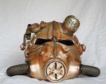Fallout helmet replica prop - rusted metal finish