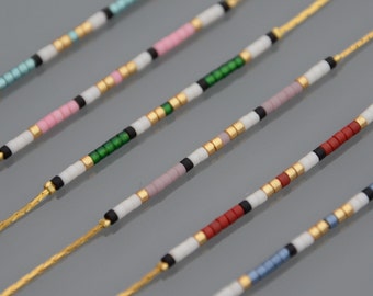ZOUX040 minimalist Bracelet beads, Miyuki Delicas - gold snake chain