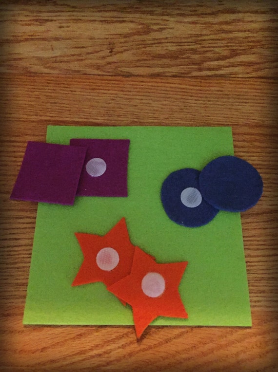 Shape match felt/velcro busy board