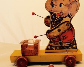VINTAGE PULL TOY Elephant Playing Xylophone (Pre-Fischer Price Era)
