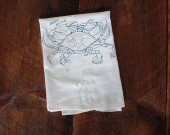 Maryland Blue Crab Tea Towel, Crab Towel, Kitchen Towel, Apartment dish Towel, White Cotton Dish Towel, Housewarming Gift, Christmas gift