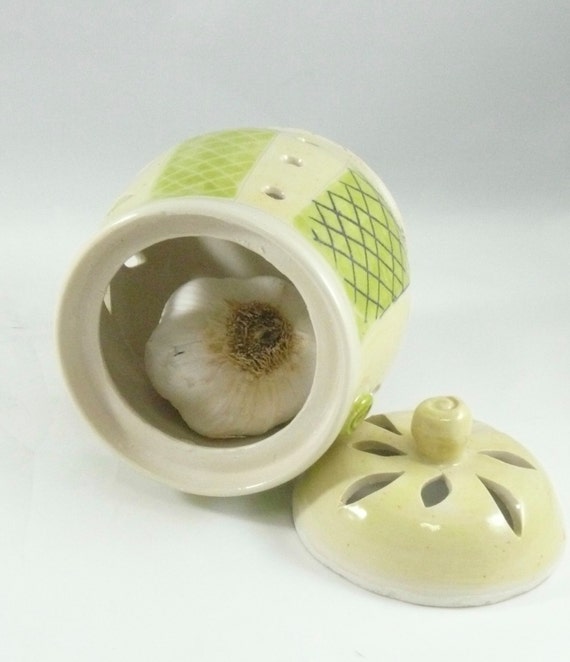 Ceramic Lidded Jar for storing garlic Best Ceramic Garlic