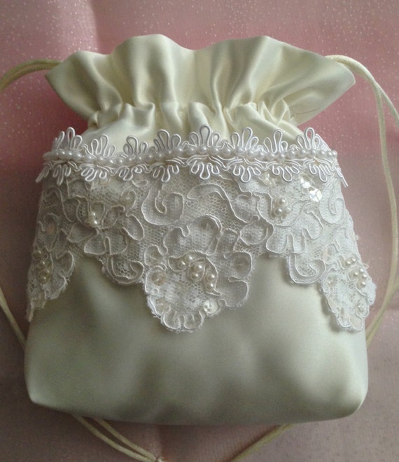 WEDDING BRIDAL IVORY Drawstring Bag Beaded white Alencon
