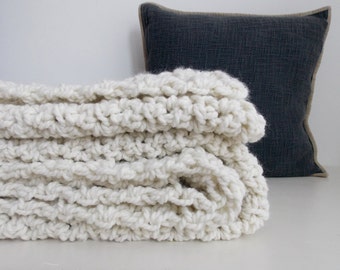 Chunky wool throw ~ hand knit blanket ~ Natural