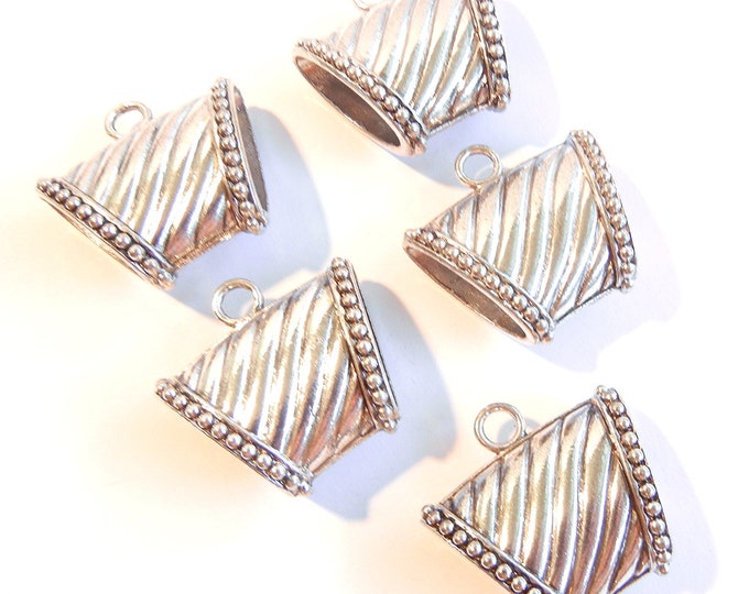 5f Antique Silver-tone Scarf Holders with Diagonal Stripe Design