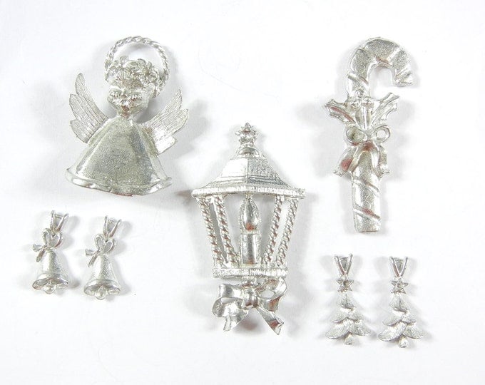 Lot of 7 Pewter Christmas Charms and Pendants