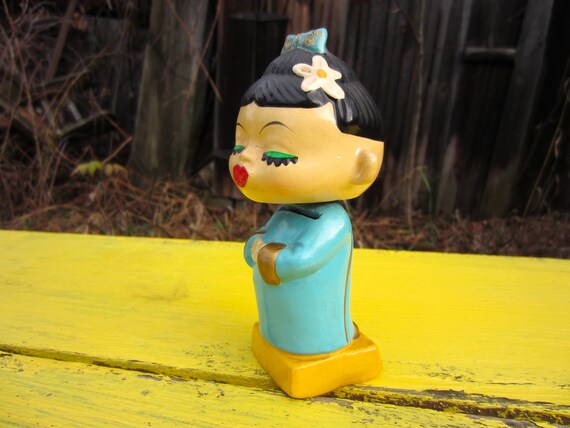 Vintage 1960s Japanese Girl Lets Kiss Bobble Head Nodder