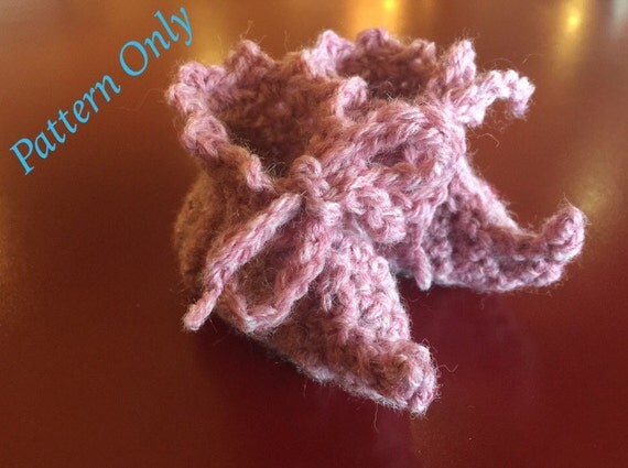 free crochet pattern for baby elf booties