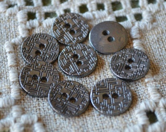 20 Buttons Antiqued Black Gunmetal Lead Free Pewter Button Findings 15mm