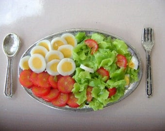 Dollshouse food 12th scale, salades platter, miniatures food