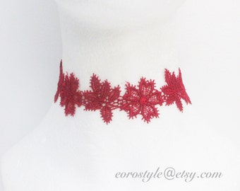 Lala White Flower Mesh Choker
