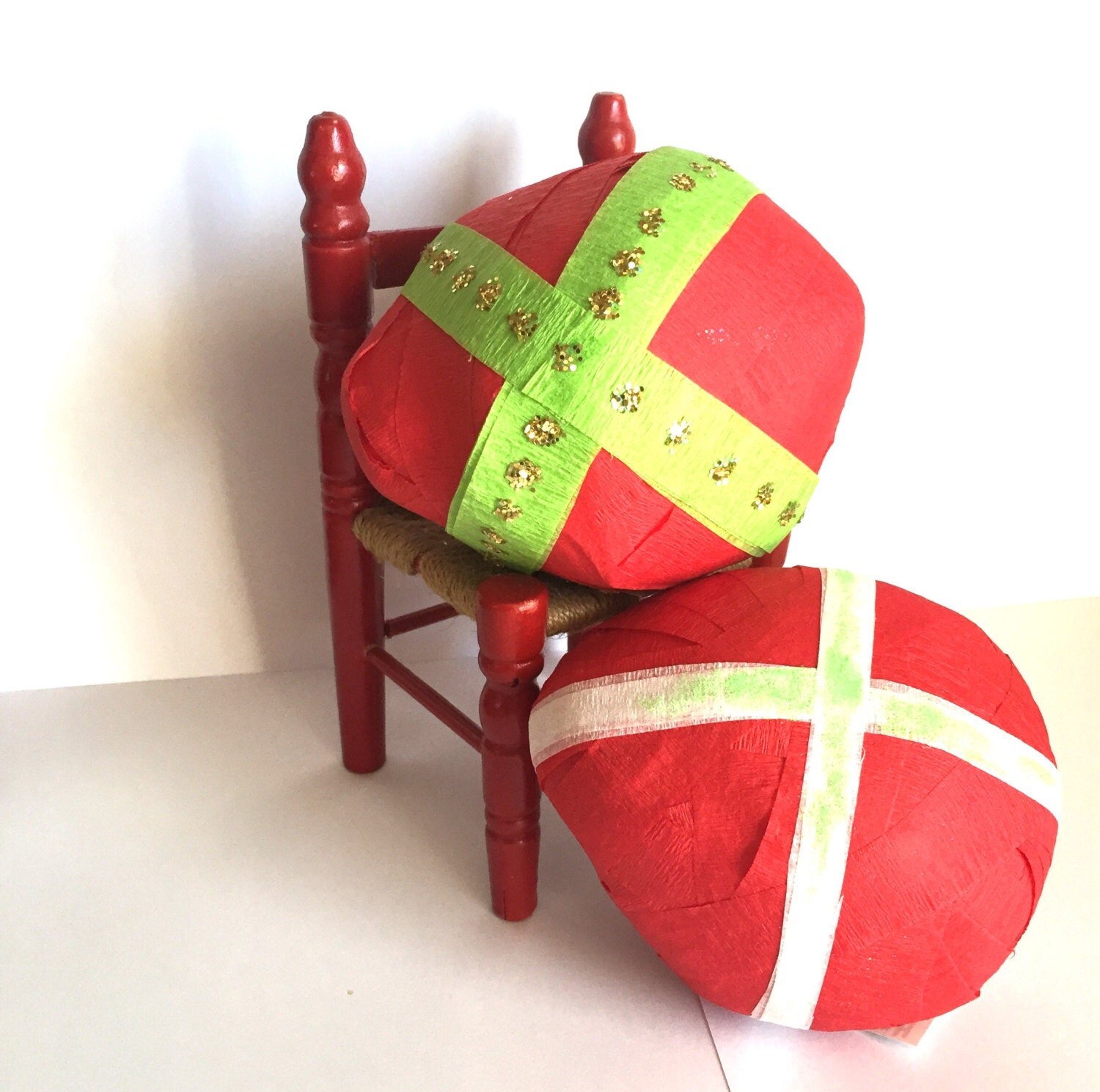 Surprise Ball/Goodie Ball/crepe paper ball with by BellaKayArt