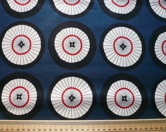 Tissu Japonais motif grandes ombrelles fond bleu- 20 cm