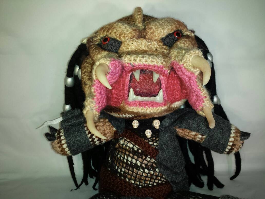 gizmo predator doll