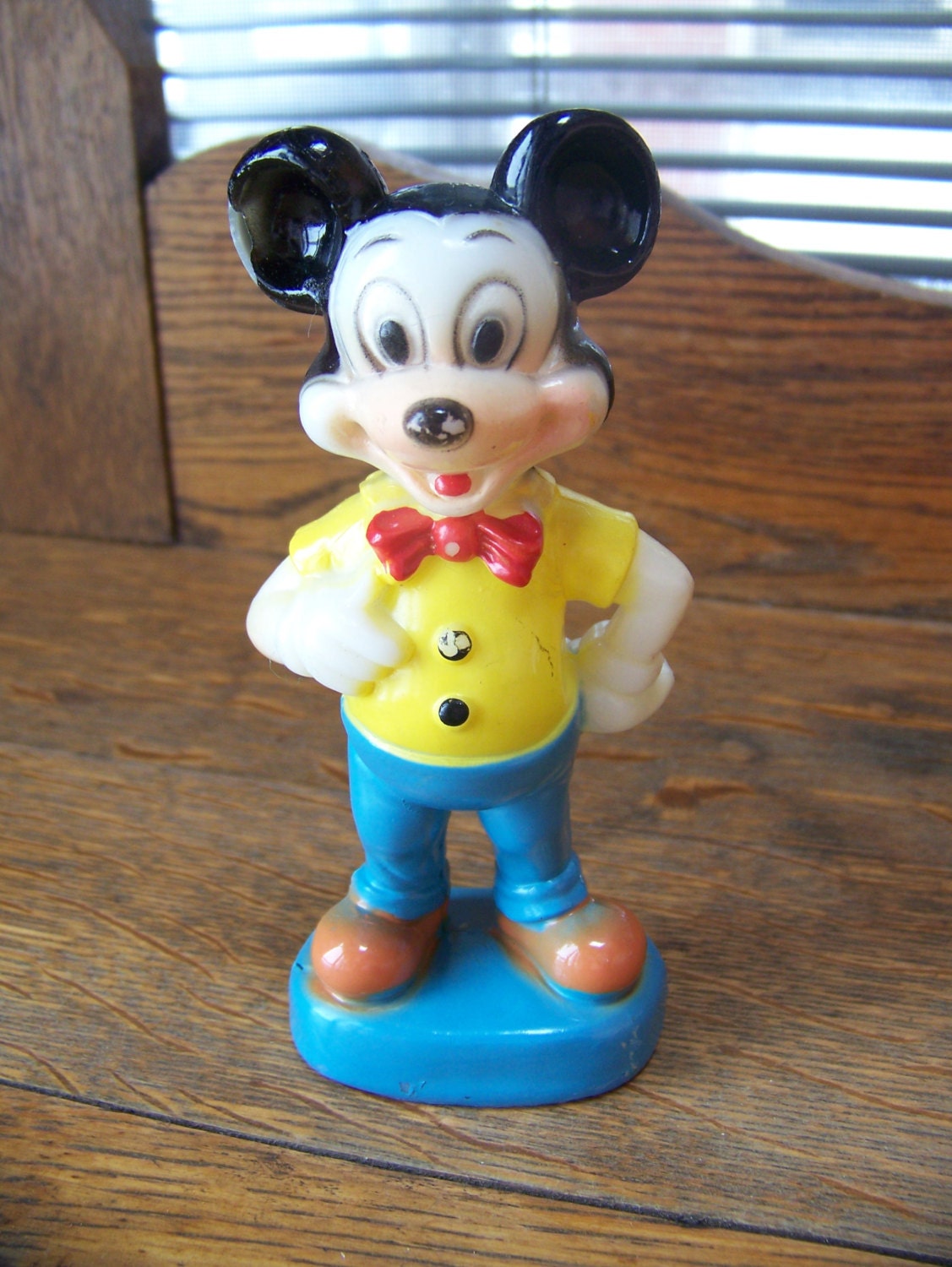 plastic mickey mouse figurine