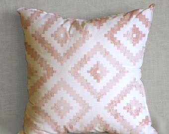 Oilo Band Pillow Blush