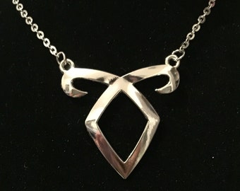 Shadowhunters / The Mortal Instruments inspired necklace - Angelic - Ruins