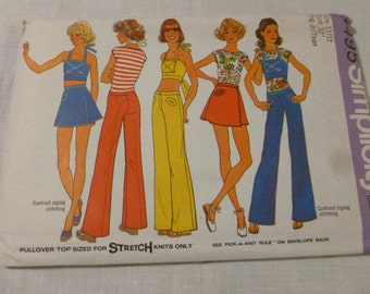 7495 Simplicity Size 11/12 Bust 32" Yng Jr/Teen Halter Top Pullover Top Pantskirt Hip Hugger pants 1976
