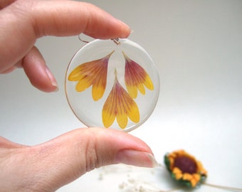 Resin Earrings Transparent Earrings Nature Earrings with Real Flower Petals Orange Earrings Petals Earrings Eco Earrings Boho Jewelry Gift