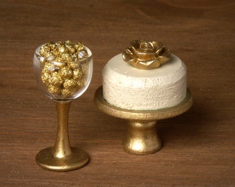 Elegant Miniature Rose Tart for your Dollhouse