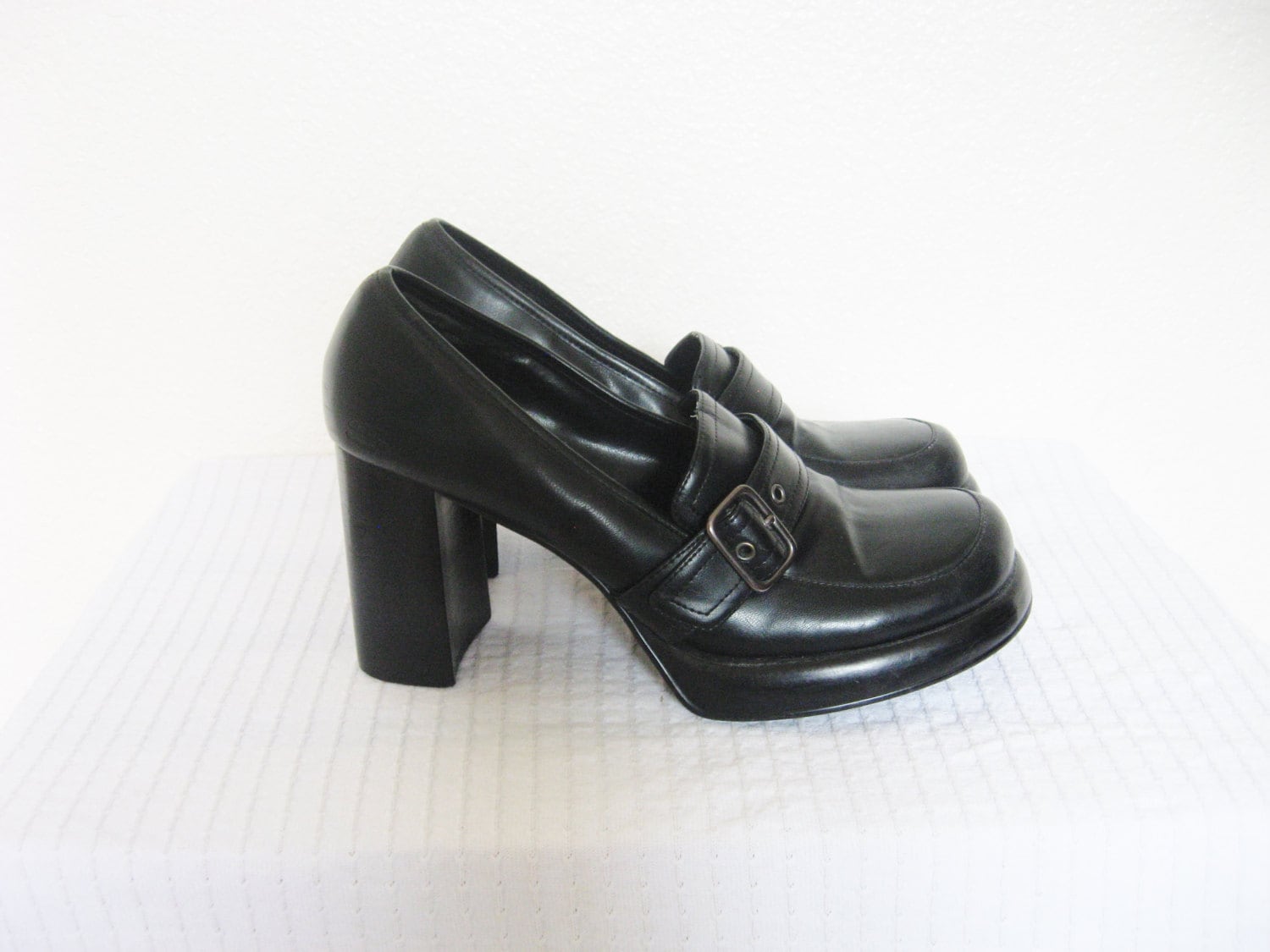 90's Platform heels / Black 90s shoes / 8.5 women's