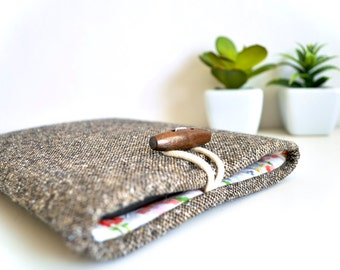 iPad Case 9.7" iPad Pro Case 10.5" iPad Pro Sleeve 9.7" New 2017 iPad, 12.9" iPad Pro with Smart Keyboard, Custom Size - Brown Wool