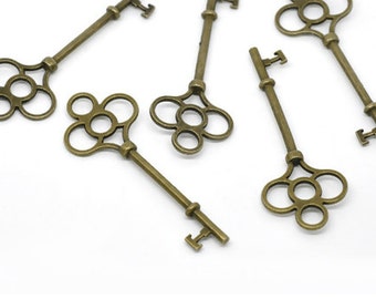 Bronze Tone Metal Skeleton Key//Scrapbooking//Craft Supplies//Paper Crafts