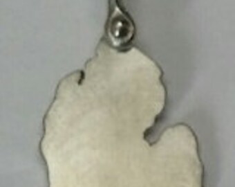 Michigan Pendant in 14kt