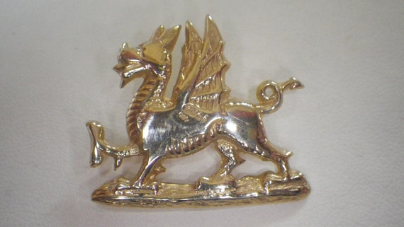 Beautiful 9ct Yellow Gold Welsh Dragon Brooch by GlanYrAfonVintage