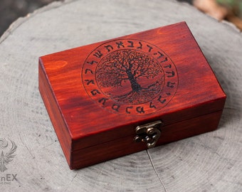box, wooden box, engraved wooden box, tarot box, tarot, tarot cards, divination, custom box, keepsake box, casket, chest, pyrography