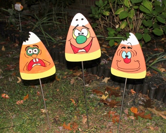 Candy Corn Outdoor Decorations Set 1