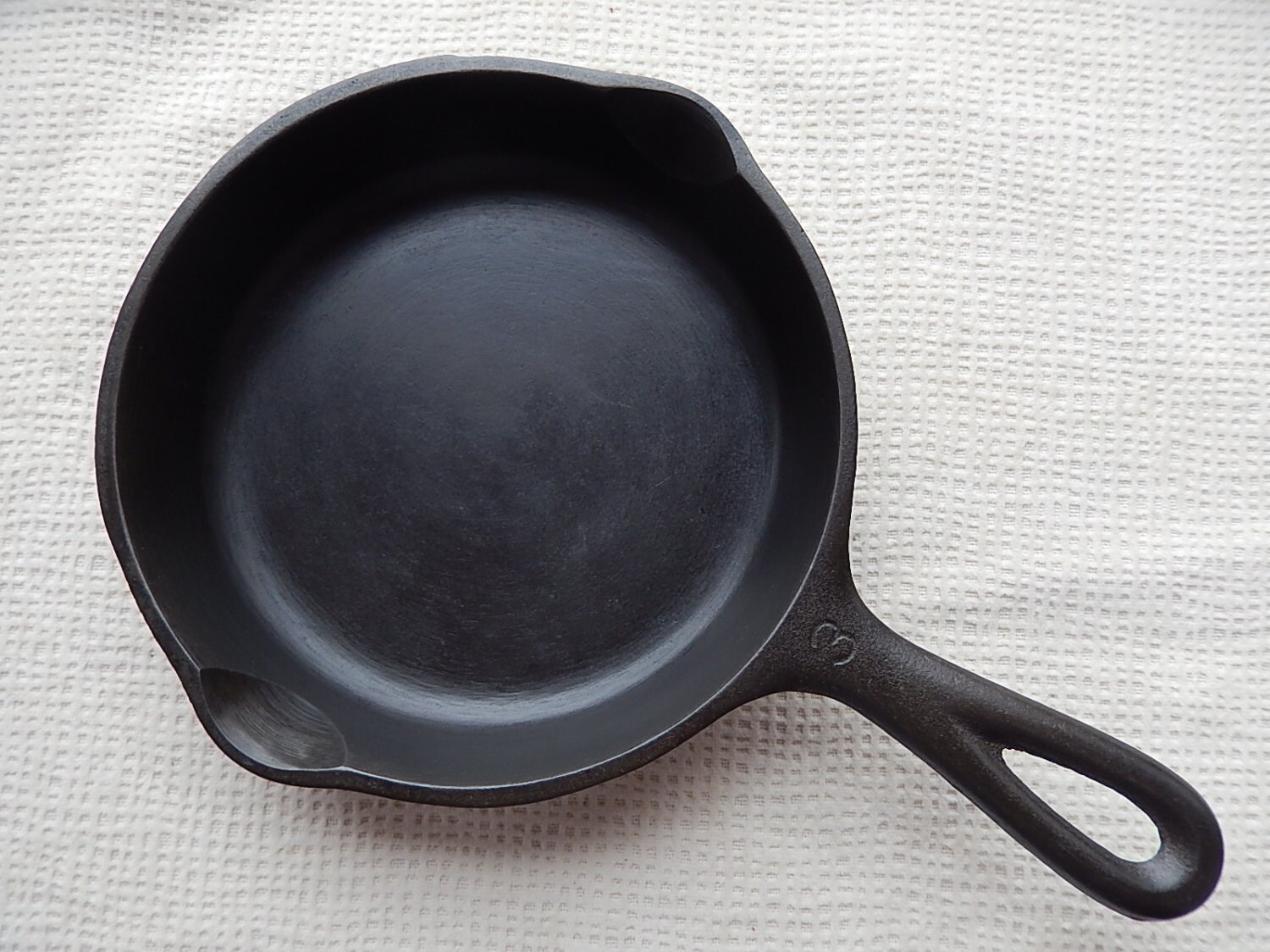 Vintage Wagner Cast Iron Skillet 8