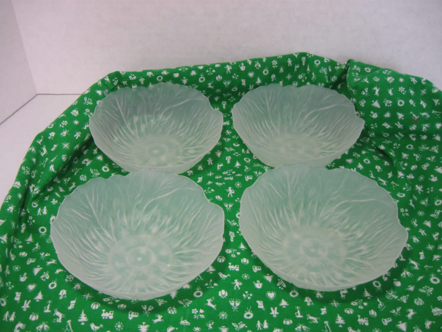 Vintage Berman Ind. Plastic Cabbage Bowls Dessert Salad Bowls Etsy