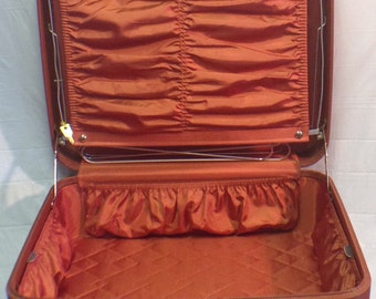 Vintage Suitcase Set