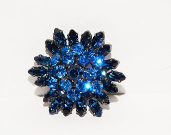 Vintage Gun Metal Cobalt Blue Austrian Crystal Brooch/Pendant.