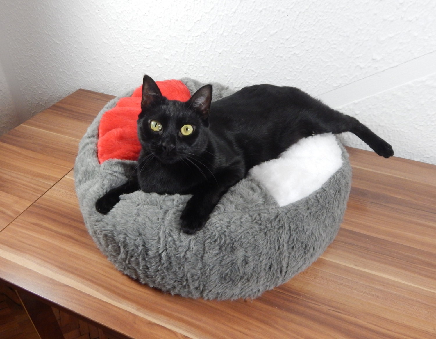 Cat bed bean bag fluffy fur pet pad colorful red by OmorokaPets