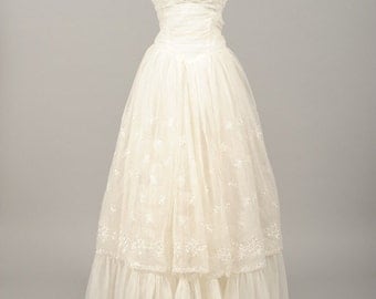 1960 Embroidered Chiffon Vintage Wedding Gown