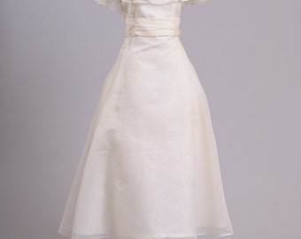 1960 Cream Silk Chiffon Vintage Wedding Dress