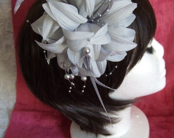 Silver Grey Fascinator. Flower Feather Beaded Fascinator, Head Piece, Mother of the Bride, Church Fascinator, Wedding Hair, Silver Hat
