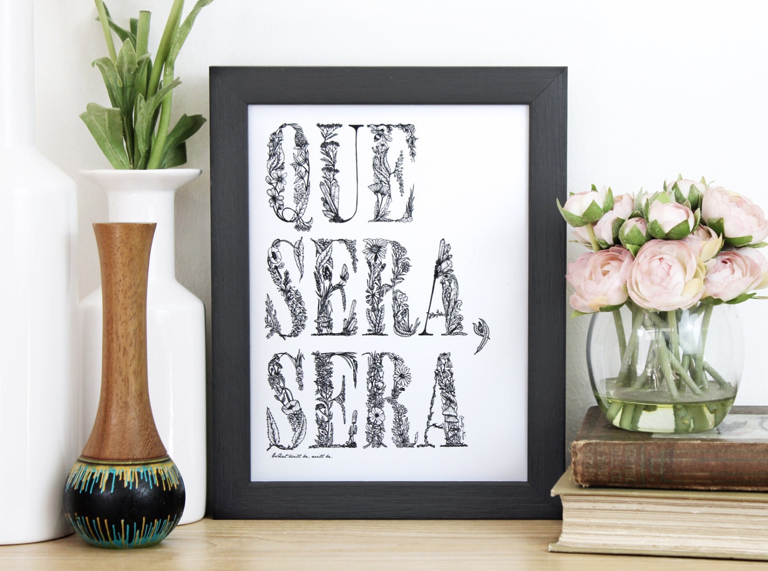 que-sera-sera-quote-print-floral-typography-wall-art-black