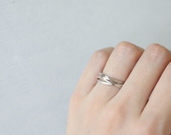 ring sterling silver modern triangle mountain minimalist hammered everyday band