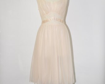 60s ballerina pink negligee / pale pink lace trim nightie / 1960s chiffon nightgown